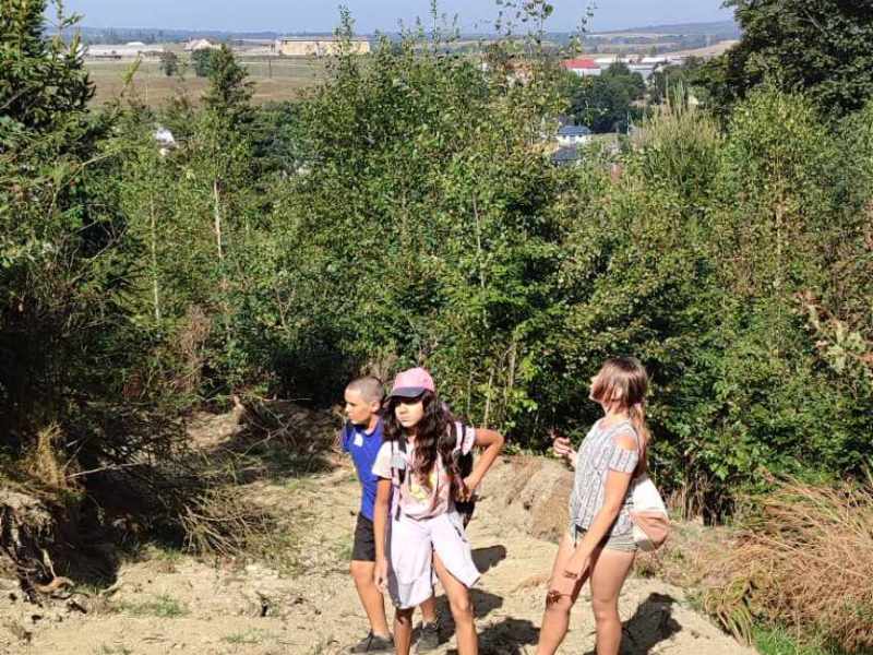 CVIČENÍ V PŘÍRODĚ ZÁBAVNĚ