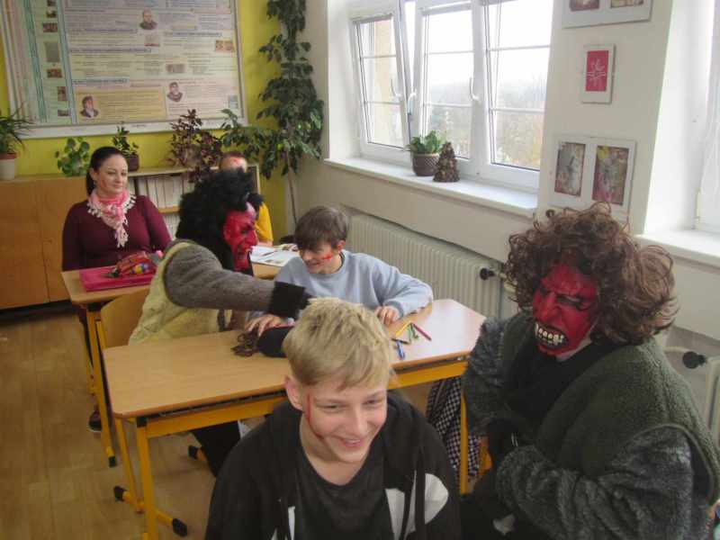 Mikuláš u sedmáků